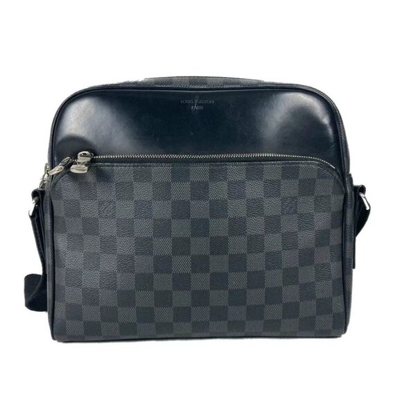 LOUIS VUITTON N41408 Damier Graphite Dayton PM Messenger Crossbody Shoulder Bag - Picture 2 of 15